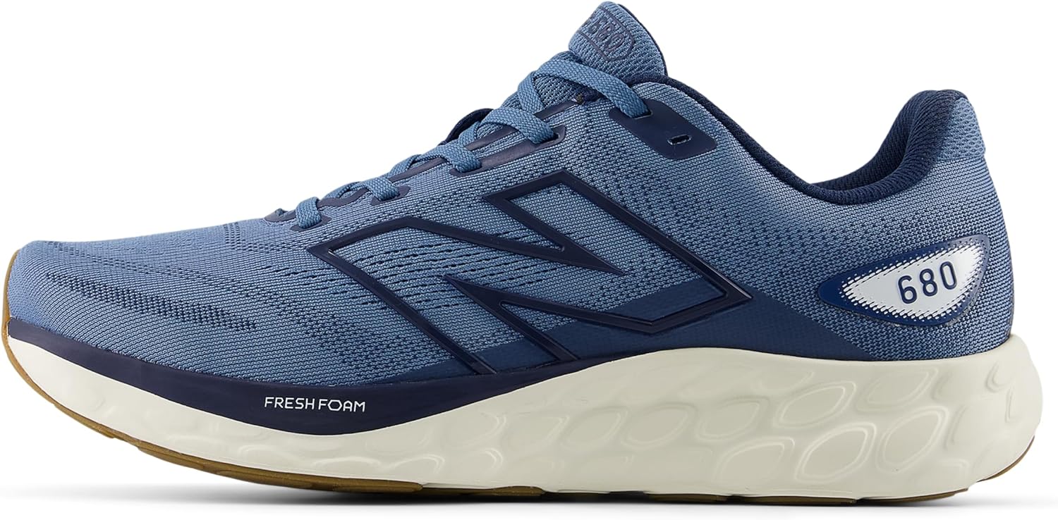 Мужские кроссовки New Balance Fresh Foam 680 V8, темно-синий — фото 2