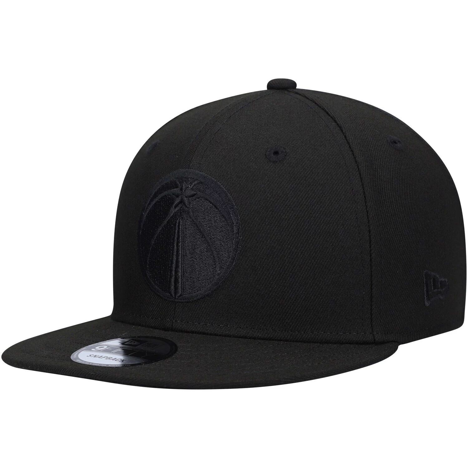 

Мужская кепка New Era Washington Wizards Black On Black 9FIFTY Snapback