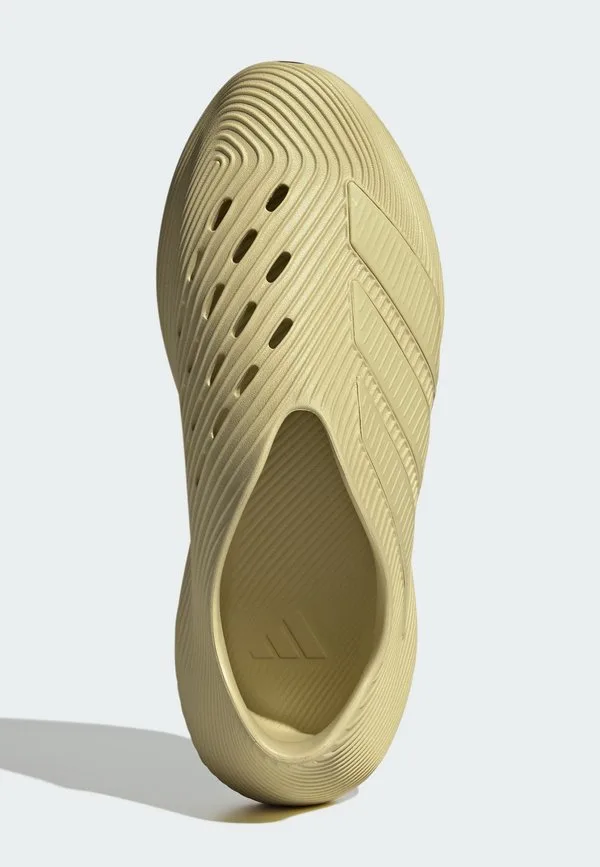 Слипоны purechill Adidas Sportswear, Golden Beige Golden Beige Core Black — фото 3