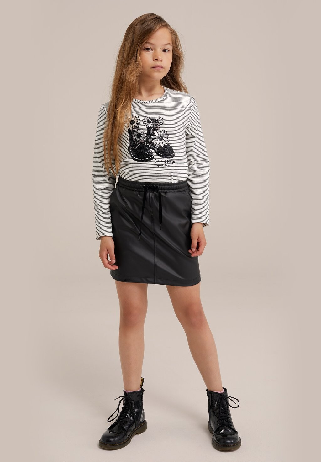 

Мини-юбка WE Fashion, черный