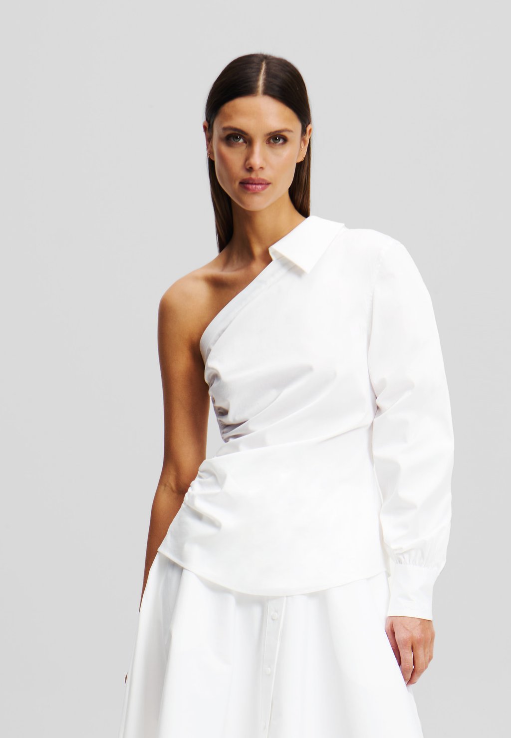 

Блуза ONE SHOULDER KARL LAGERFELD, белый