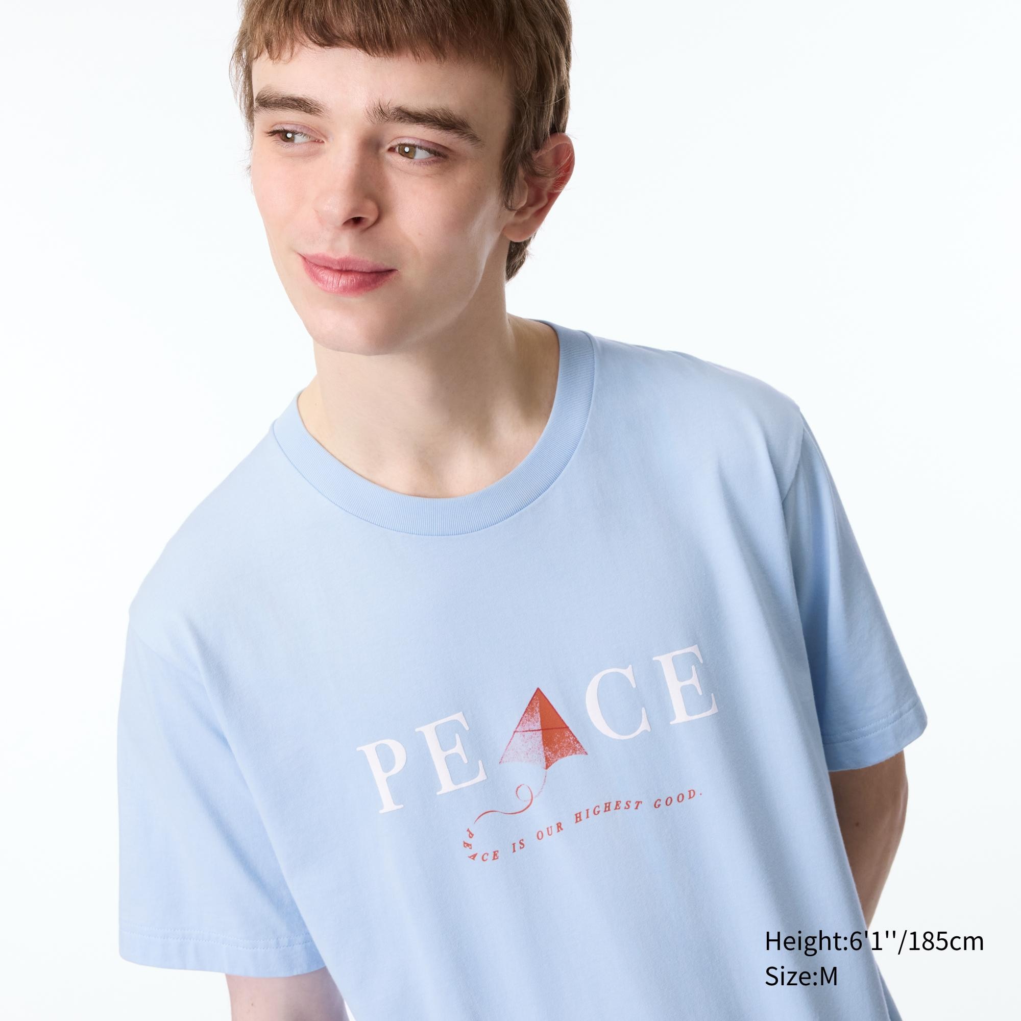 

PEACE FOR ALL (Халед Хоссейни) Футболка с принтом UNIQLO, небесно-голубой