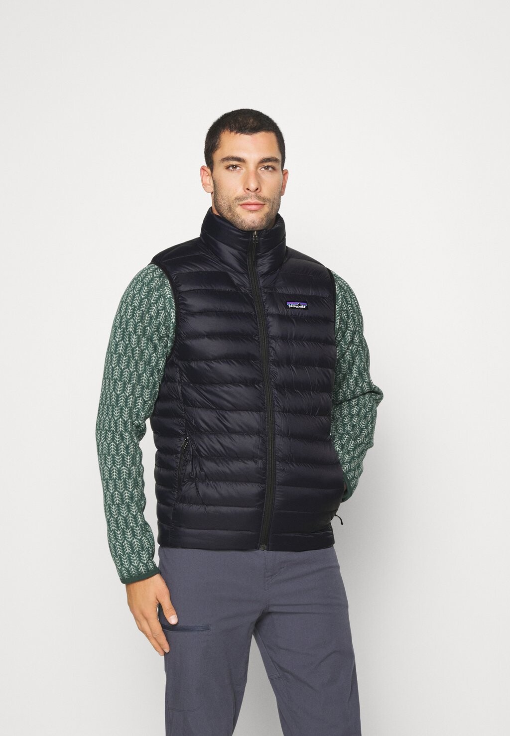 

Жилет Patagonia ЖИЛЕТ, черный