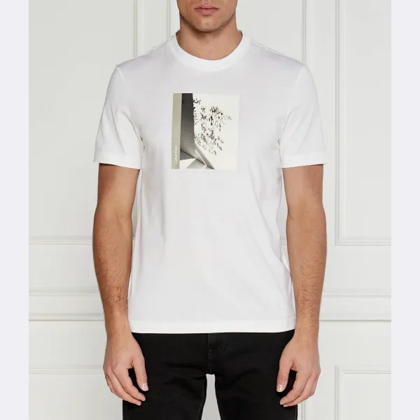 

Футболка стандартного кроя Calvin Klein, белый