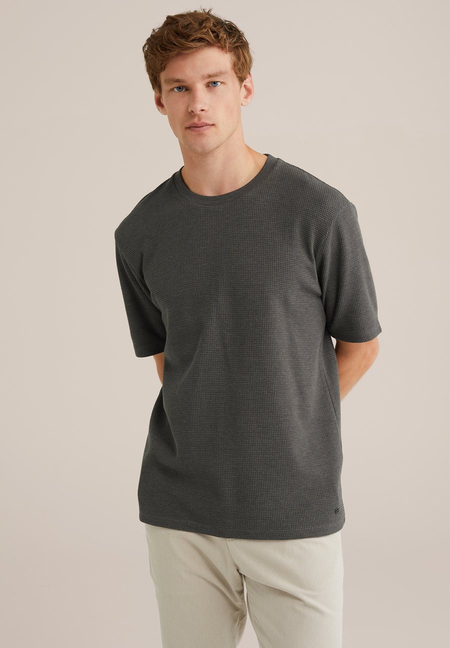 

Футболка WE Fashion Basic T-shirt, Greyish Green/Mottled Dark Grey