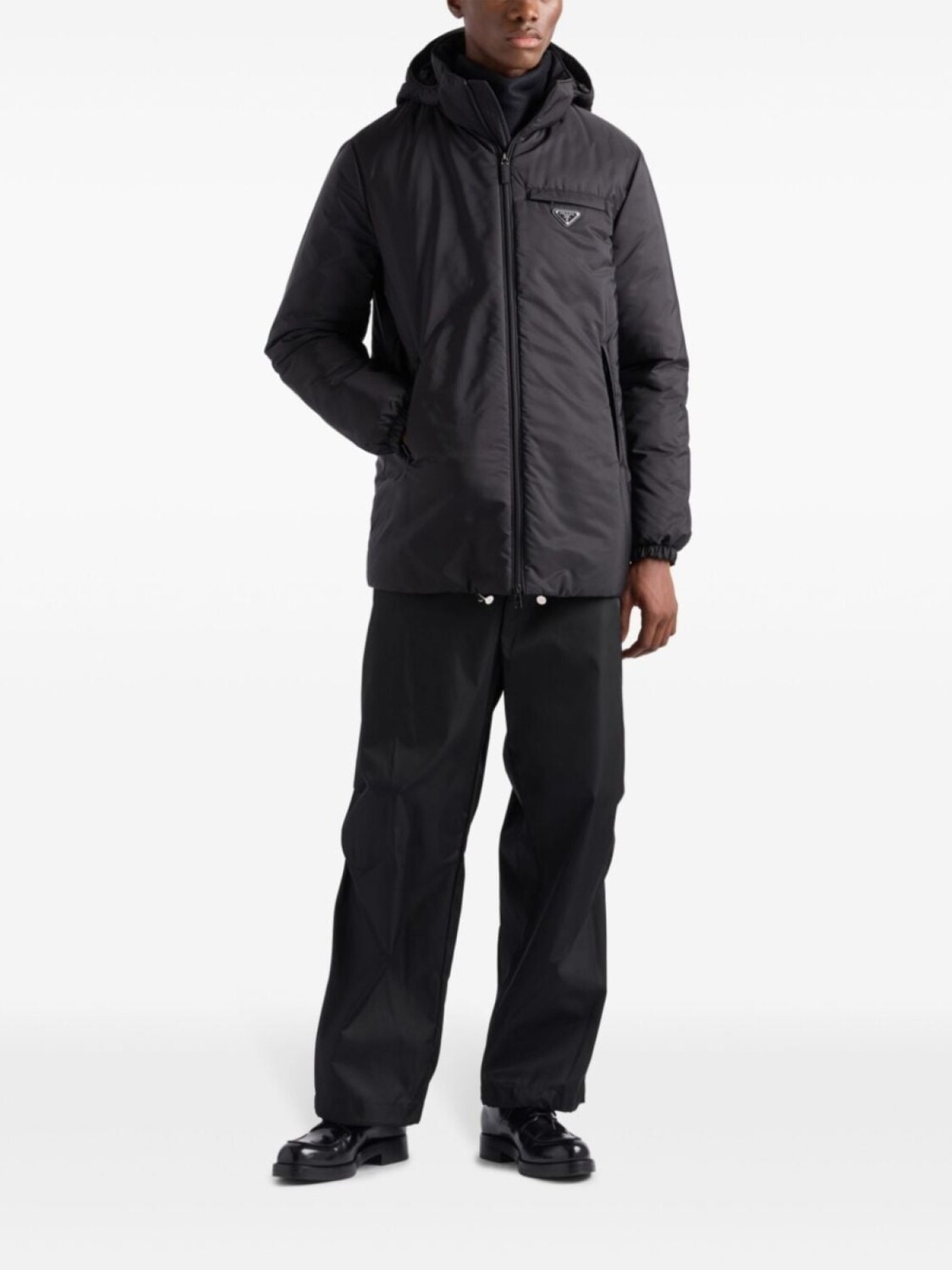Пуховик Prada Re-Nylon Down, черный