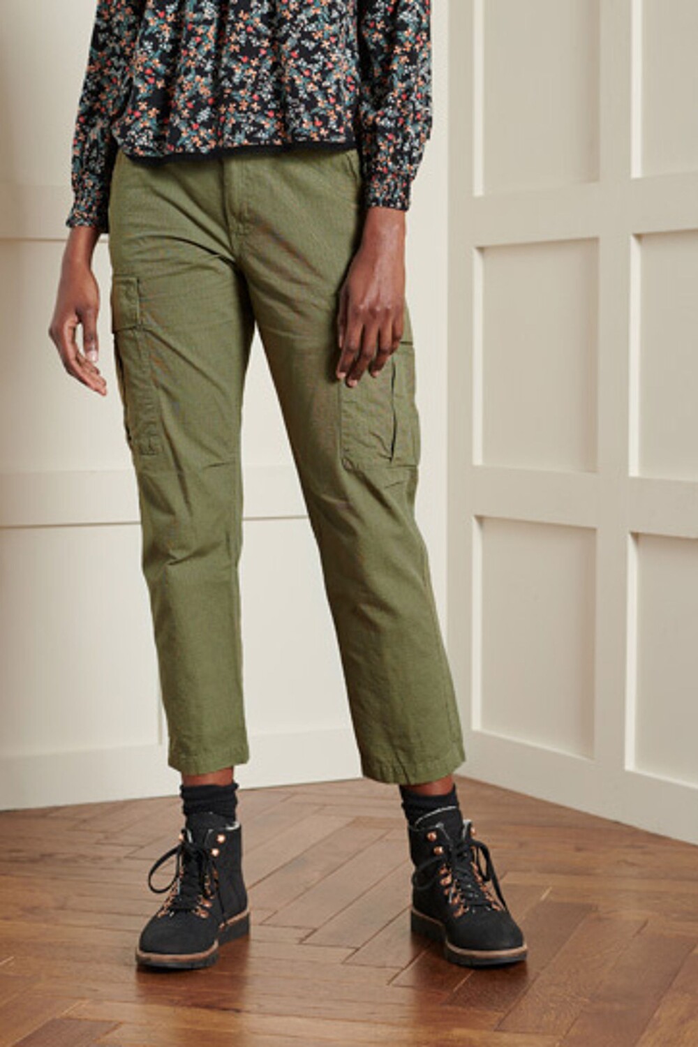 

Брюки карго Ripstop Utility Superdry, зеленый
