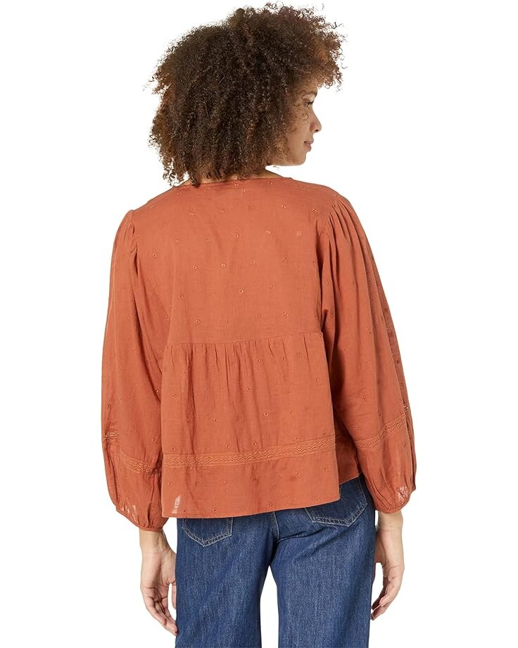 

Блуза Lucky Brand Lace Inset V-Neck Blouse, цвет Sequoia