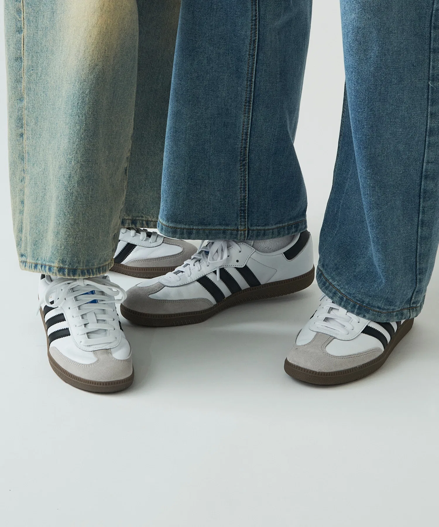 Унисекс кроссовки из кожи Adidas Samba OG белые — фото 2