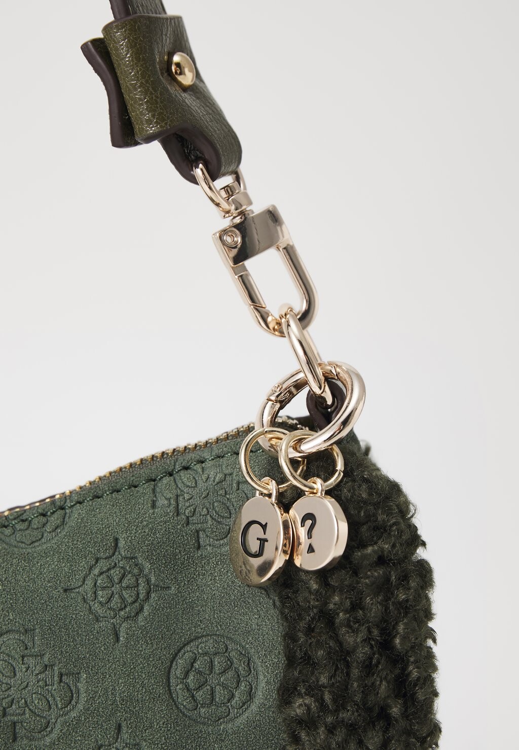 

Сумочка DAVIKA HOBO Guess, зеленый