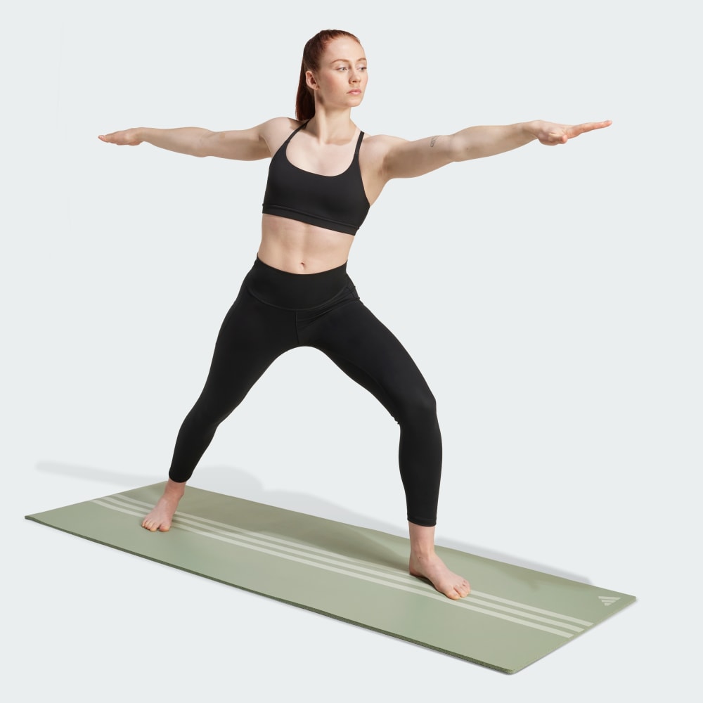 Спортивный бюстгальтер Adidas All Me Light Support Bra, черный — фото 3