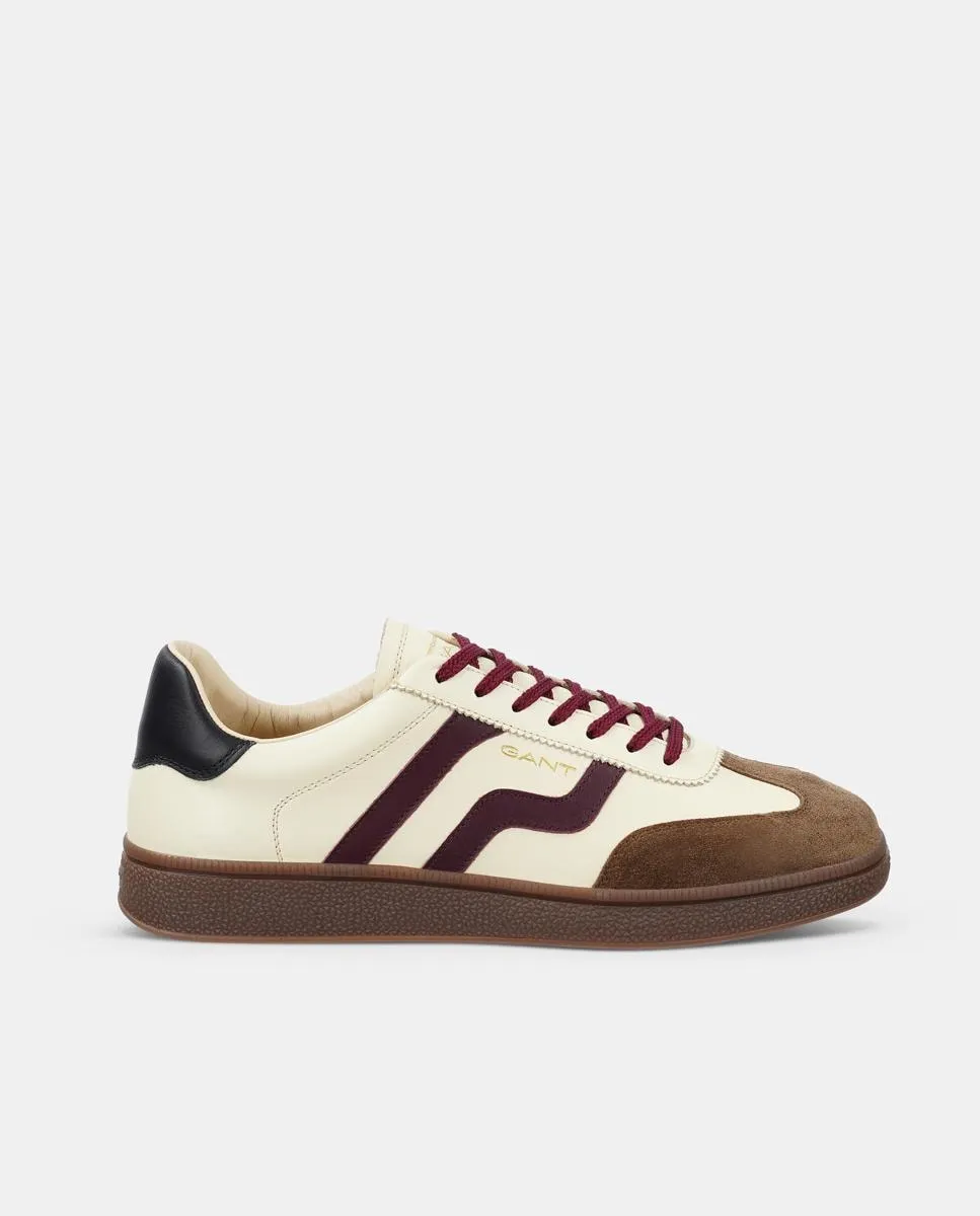 

Мужские спортивные кроссовки с боковым логотипом и шнурками Gant, белый/шоколадный