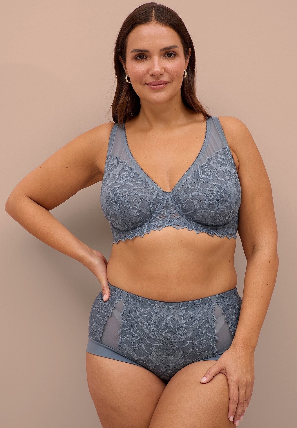 

Бюстгальтер на косточках LEILANI Ellos Plus collection, синий