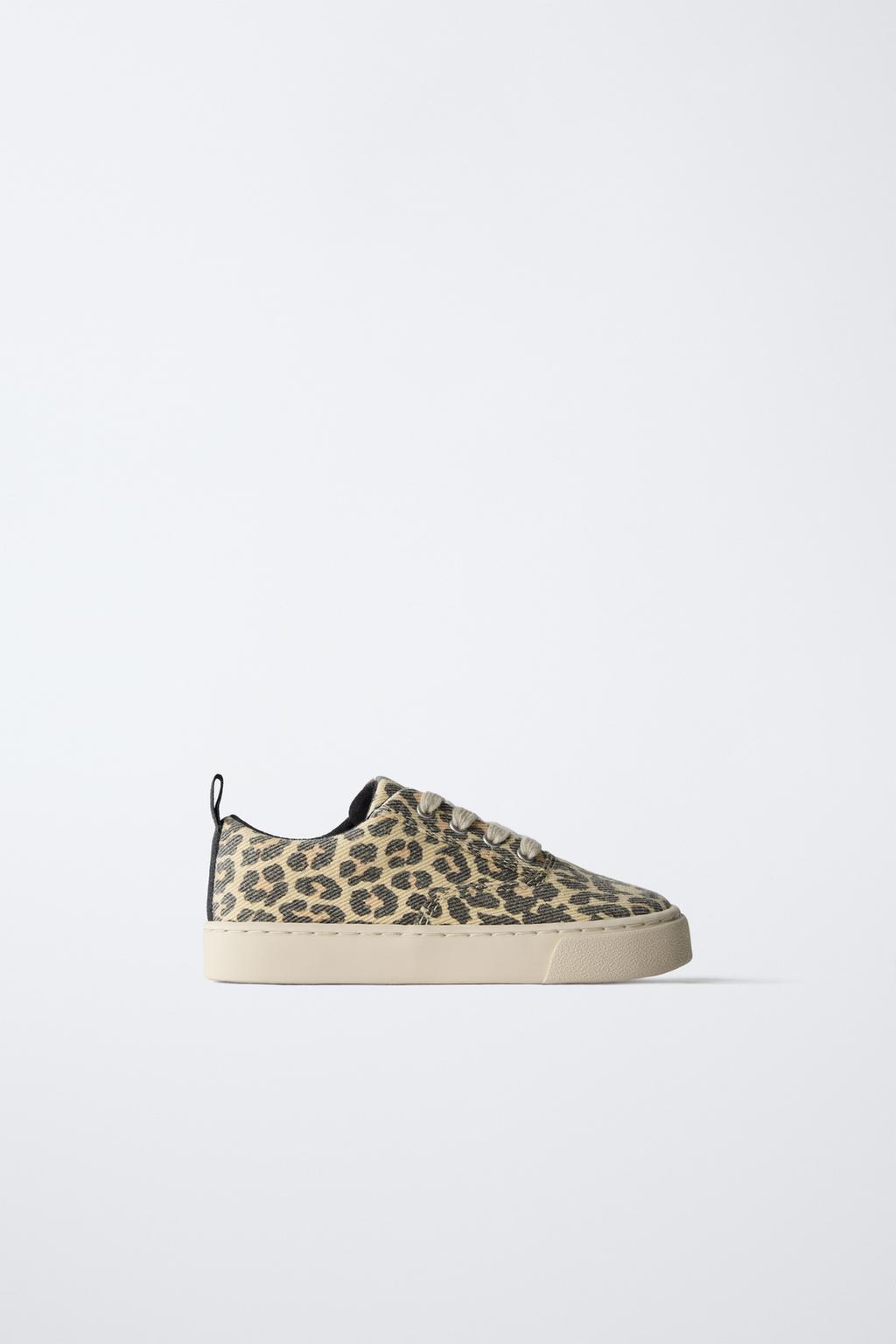 

Кроссовки с животным принтом ZARA, цвет Leopard
