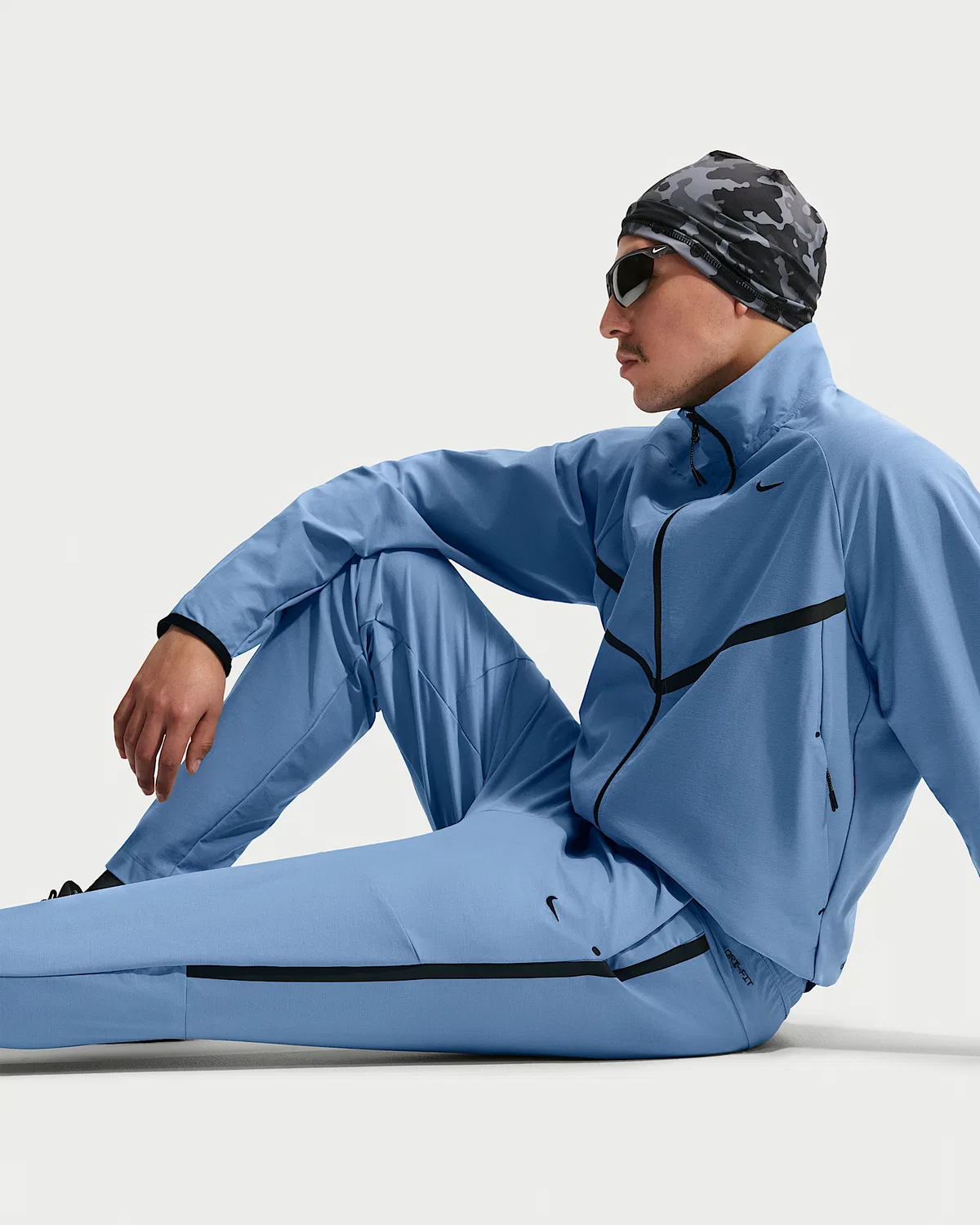 Мужские штаны Nike Tech Dri-FIT Shori Knit, Work Blue/Black — фото 4