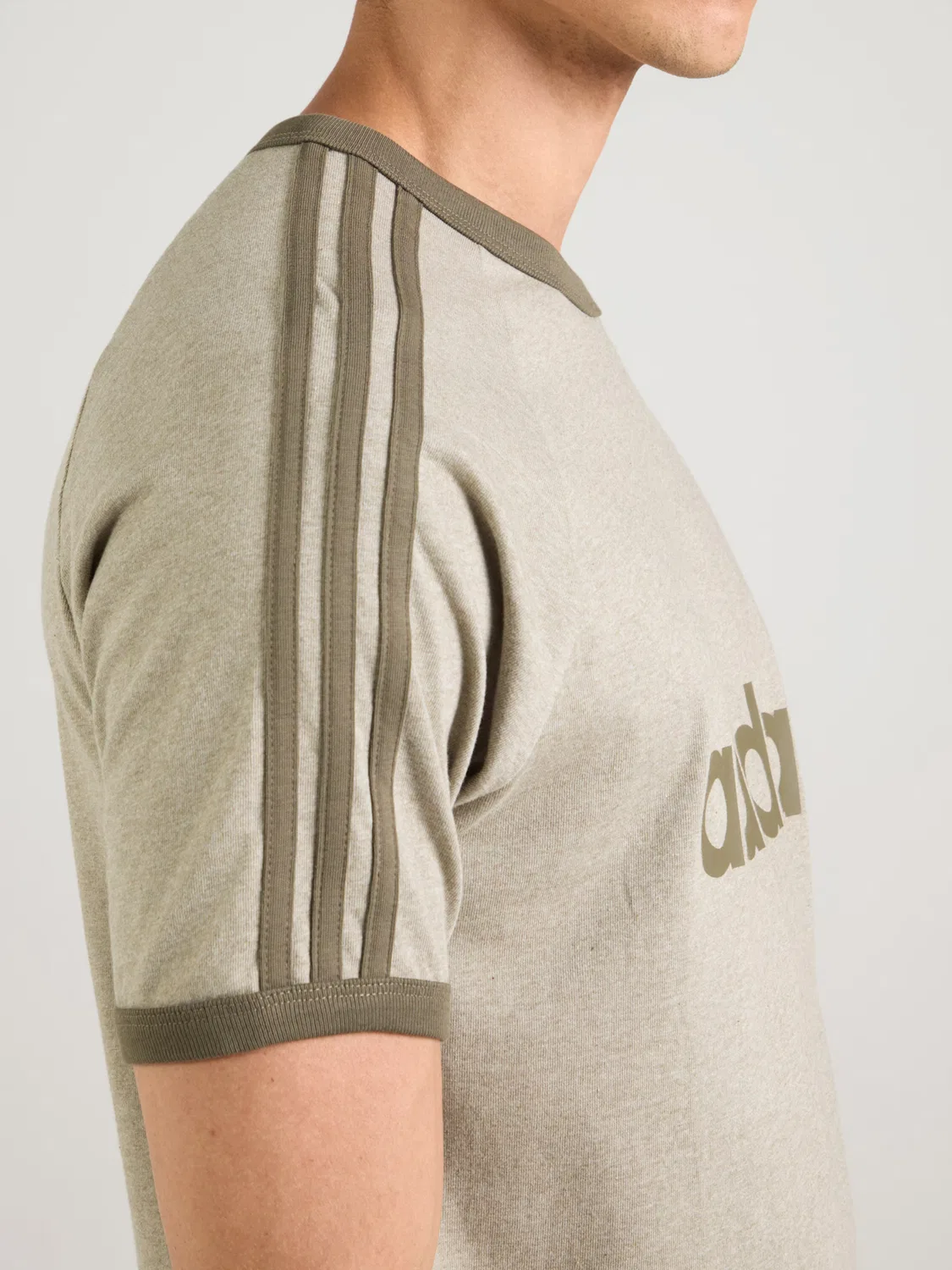 Футболка Adidas Originals RINGER, зеленый — фото 2