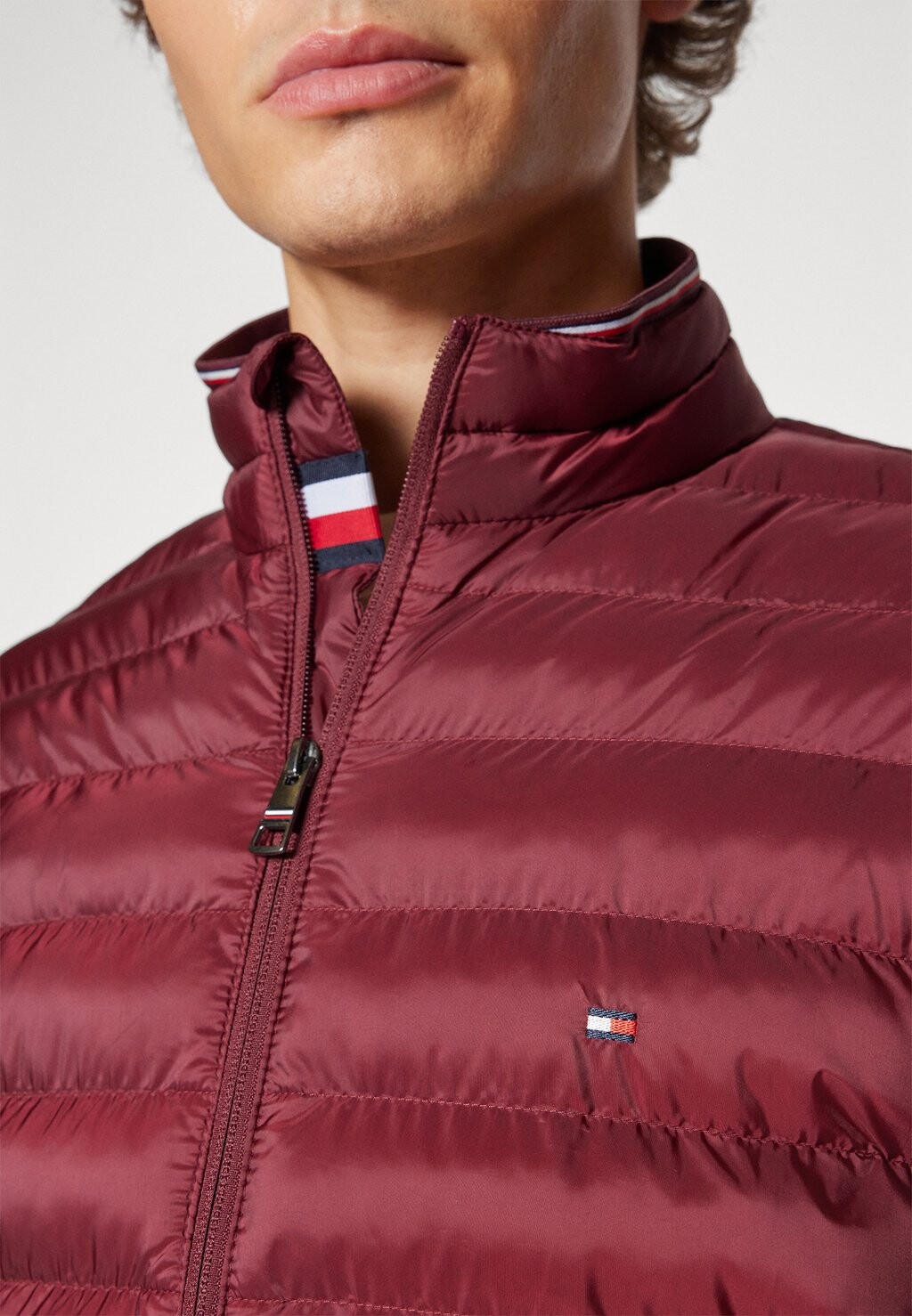 

Межсезонная куртка PACKABLE CIRCULAR JACKET Tommy Hilfiger, Бордо