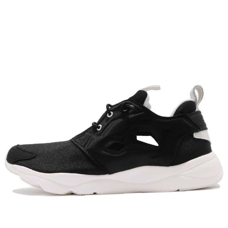 

Беговые кроссовки Reebok Furylite Cozy Wear-Resistant Black, черный