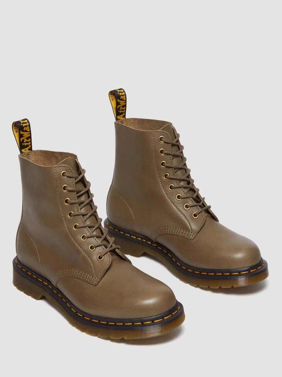 Мужские ботинки 1460 Carrara цвета хаки от Dr.Martens — фото 4