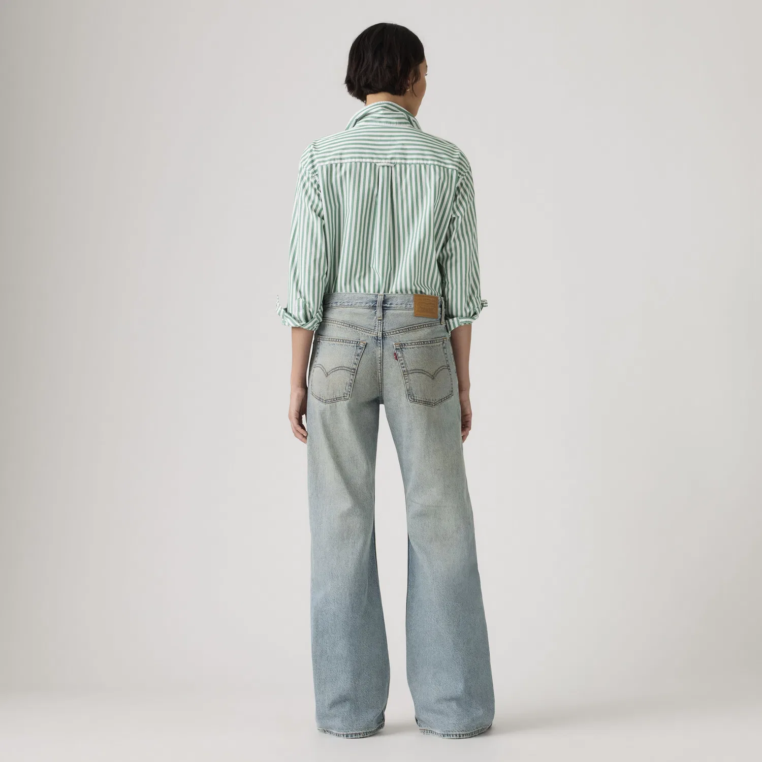 Свободные женские джинсы-ботинки Levi's, Medium Wash — фото 3
