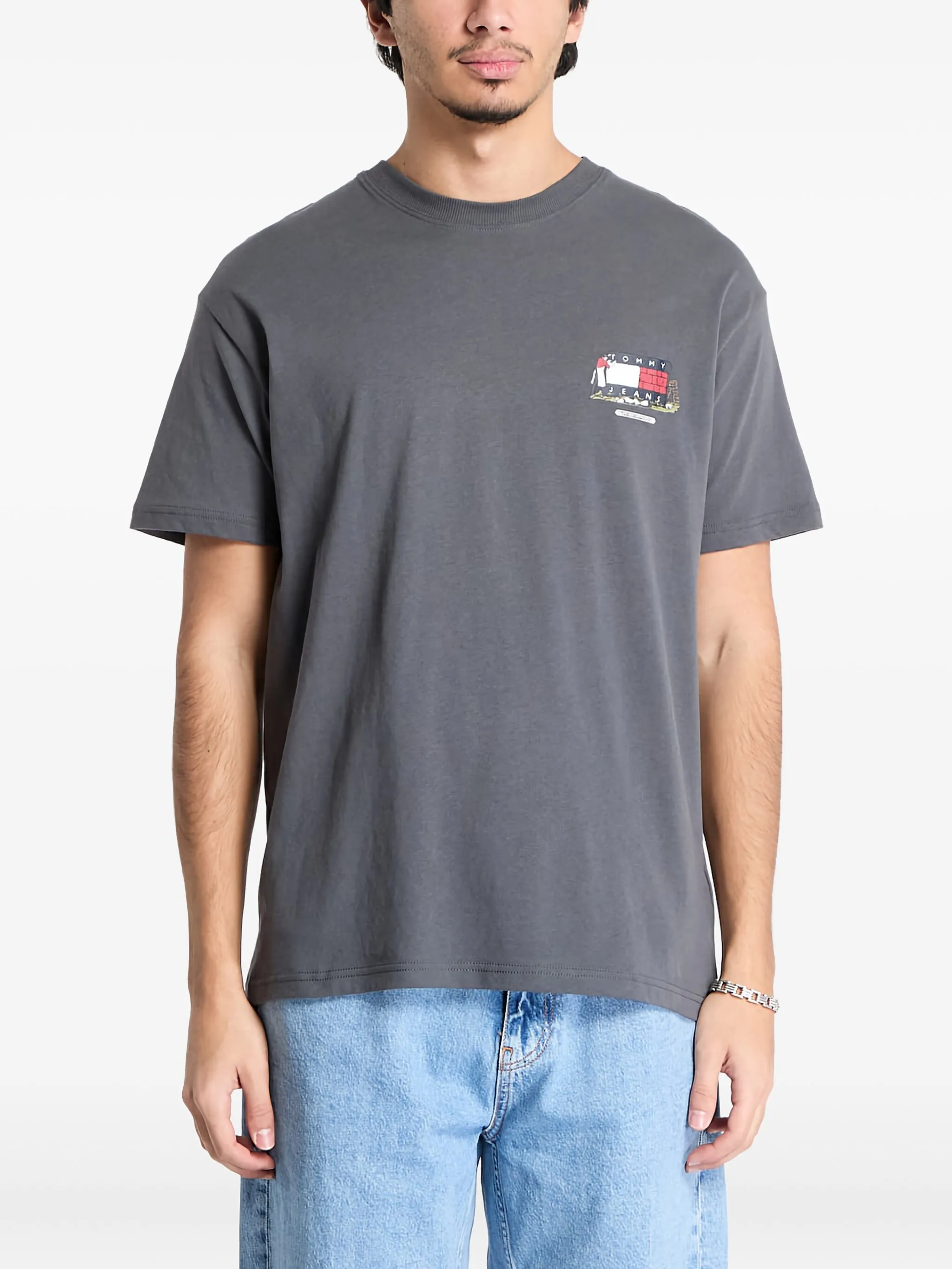 

Футболка Relaxed Novelty Tommy Jeans, серый