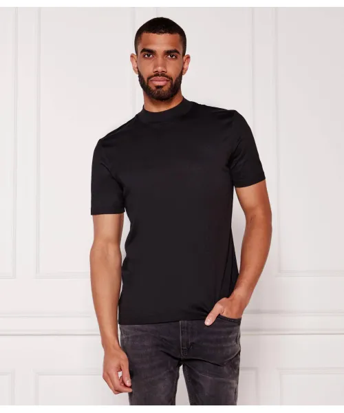 

Футболка димерсом Slim fit Hugo, черный