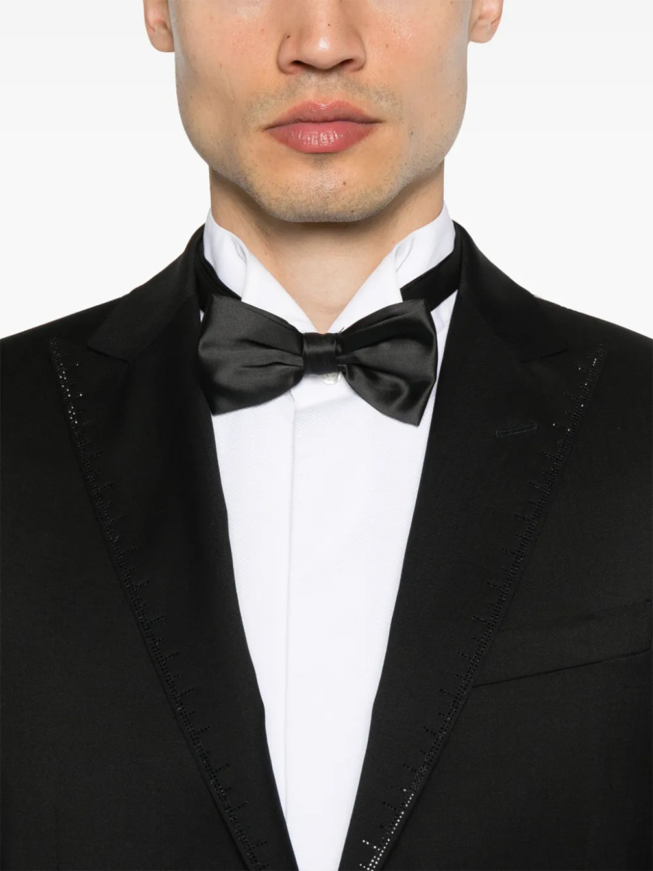 

Вечерний костюм, украшенный кристаллами Corneliani, черный