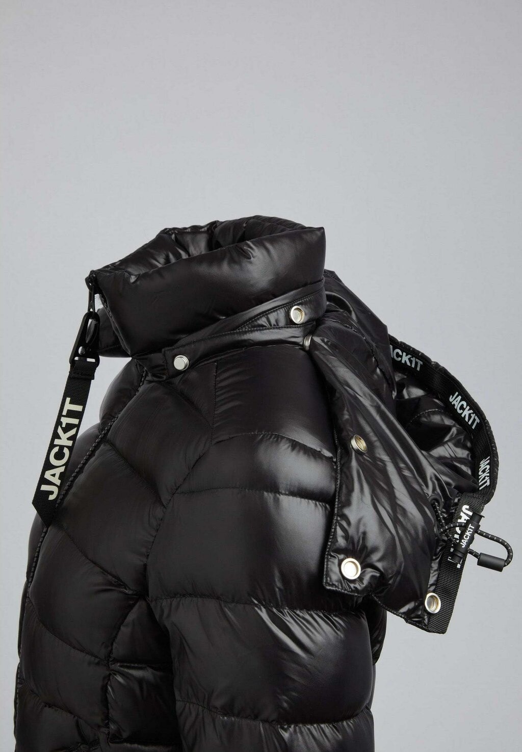 

Пуховик SQUADRA SLICK RACER JACK1T, черный