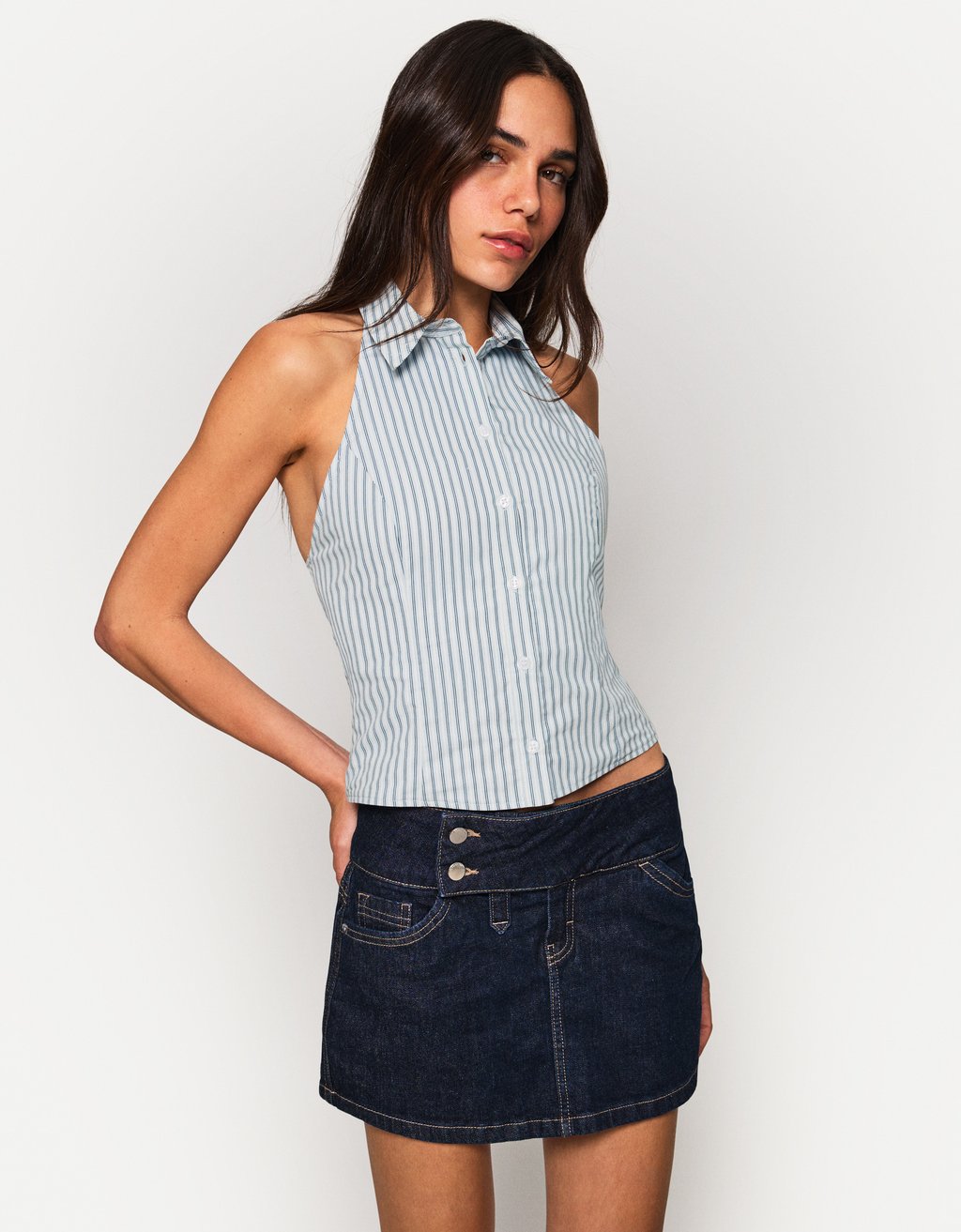 

Топ SLEEVELESS - Button-down blouse Bershka, светло-голубой