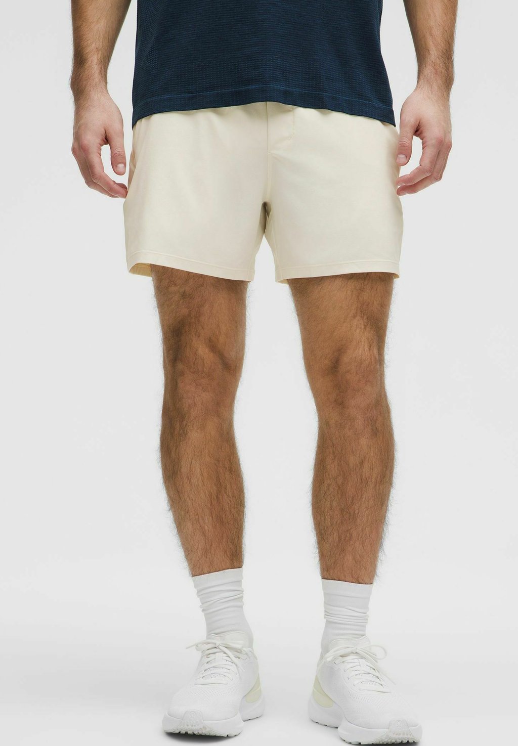

Спортивные шорты Pace Breaker Linerless 13cm lululemon, белый