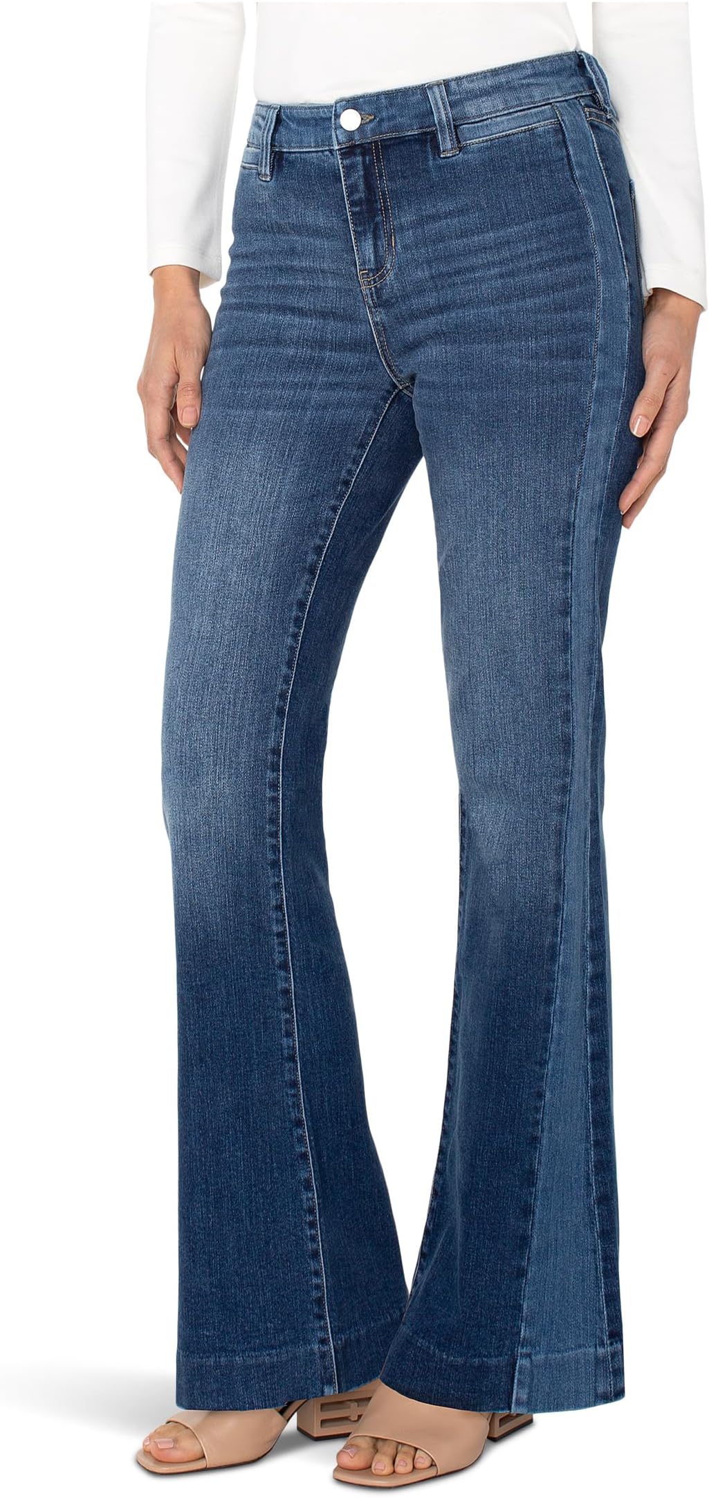

Джинсы Liverpool Los Angeles Hannah Flare with Blocking Details Mid-Rise Jeans 30" Inseam, Ridgely