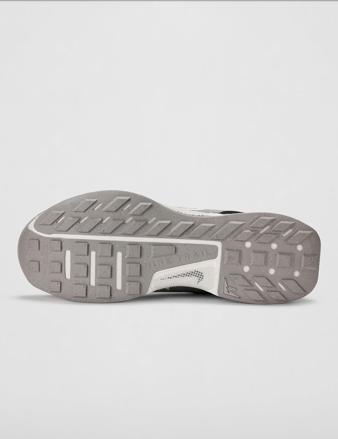 Мужские кроссовки для трейлраннинга Nike Juniper Trail 3, коричневый — фото 3