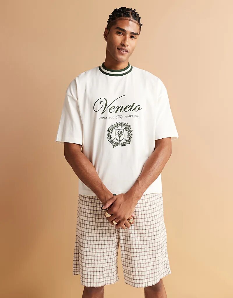 

Футболка свободного кроя ASOS DESIGN oversize с городским принтом в цвете «кремовый»