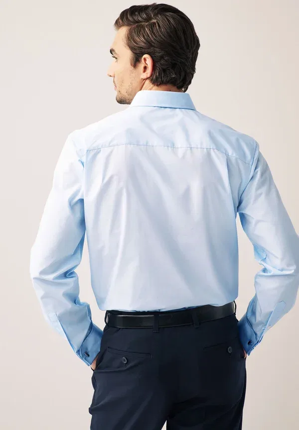 Рубашка формальная Next, Easy care regular fit double cuff, светло-голубая — фото 2