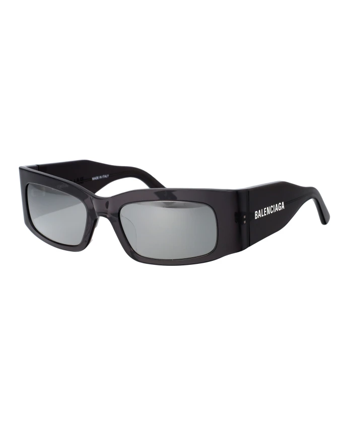 

Стильные солнцезащитные очки модели bb0328s. Balenciaga, черный