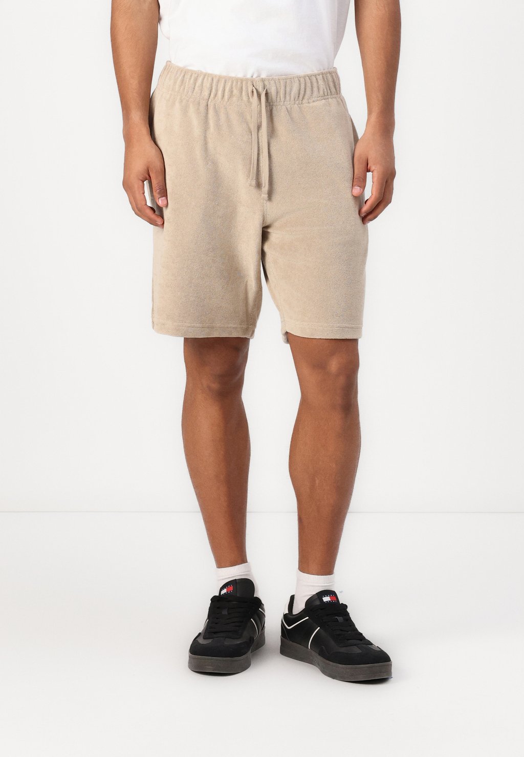 

Шорты TERRY TOWELLING SWEATSHORT Tommy Hilfiger, бежевый