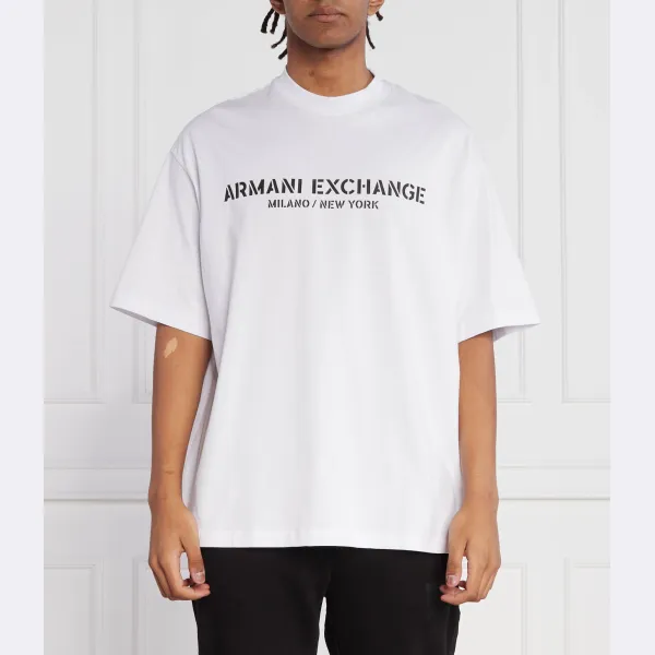 

Футболка стандартного кроя Armani Exchange, белый