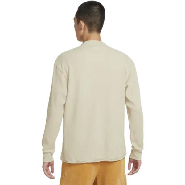 Футболка Air Jordan Essential Winter Long Sleeve T-Shirt 'Beige', бежевый — фото 2