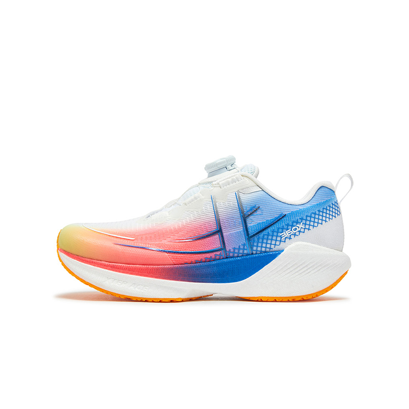 

XTEP Кроссовки для бега low top с технологией 360x cushioning, rebound, support, slip resistant в цвете classic white и beijing blue, размеры 35-40, детские