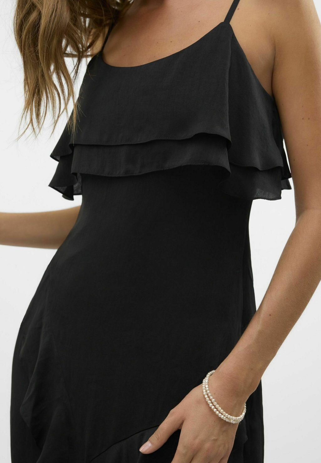 

Платье макси MEHRLAGIGES VMMAXINE LANGES Vero Moda, черный