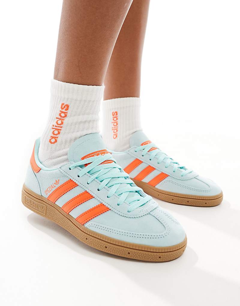 

Голубые и оранжевые кроссовки adidas Originals Handball Spezial с резиновой подошвой, Оранжевый, Голубые и оранжевые кроссовки adidas Originals Handball Spezial с резиновой подошвой