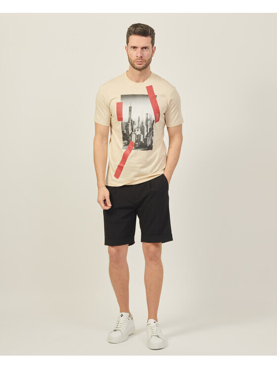 

Футболка стандартного кроя Armani Exchange, бежевый