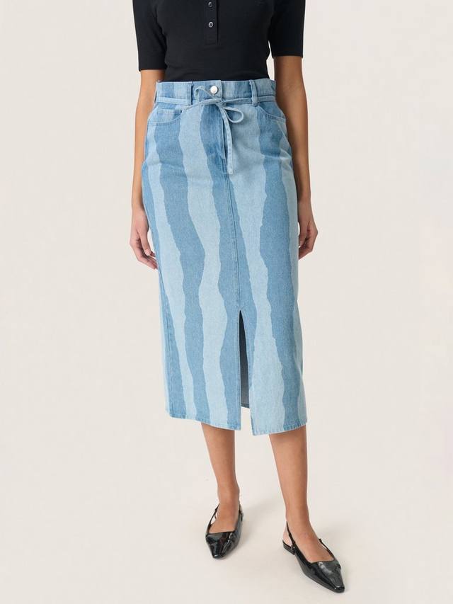 

Плиссированная юбка деним в полоску от Maisa Soaked In Luxury, Blue