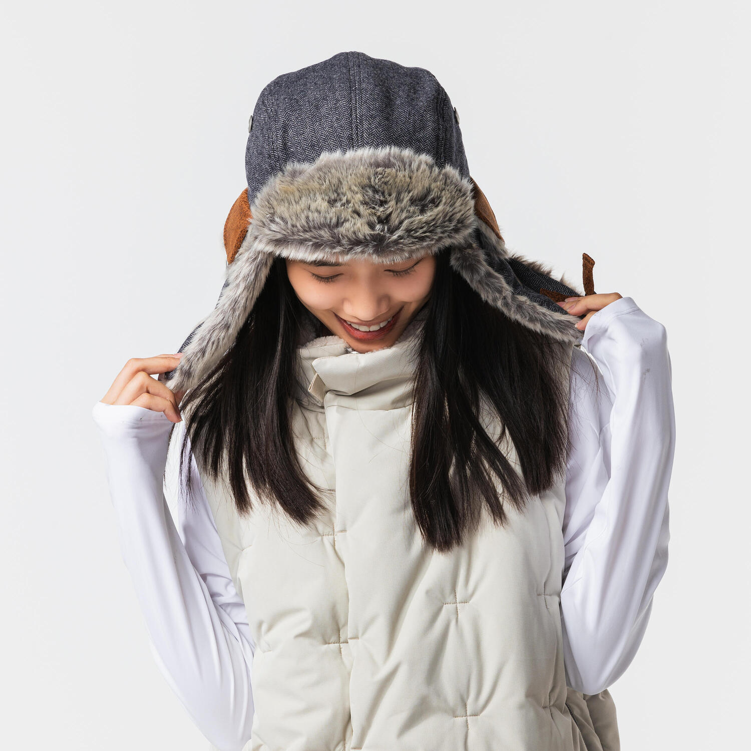 

Женская утеплённая шапка для сноуборда Wedze CRUISING FUR GREY