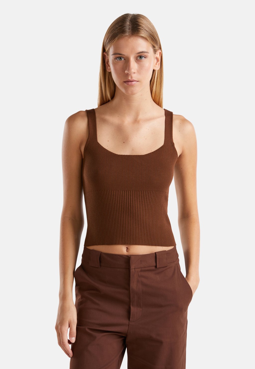 

Топ TANK WITH SQUARE NECKLINE United Colors of Benetton, коричневый