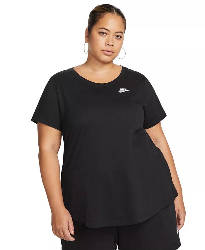

Плюс размер Active Sportswear Club Essentials Футболка с короткими рукавами Nike, черный