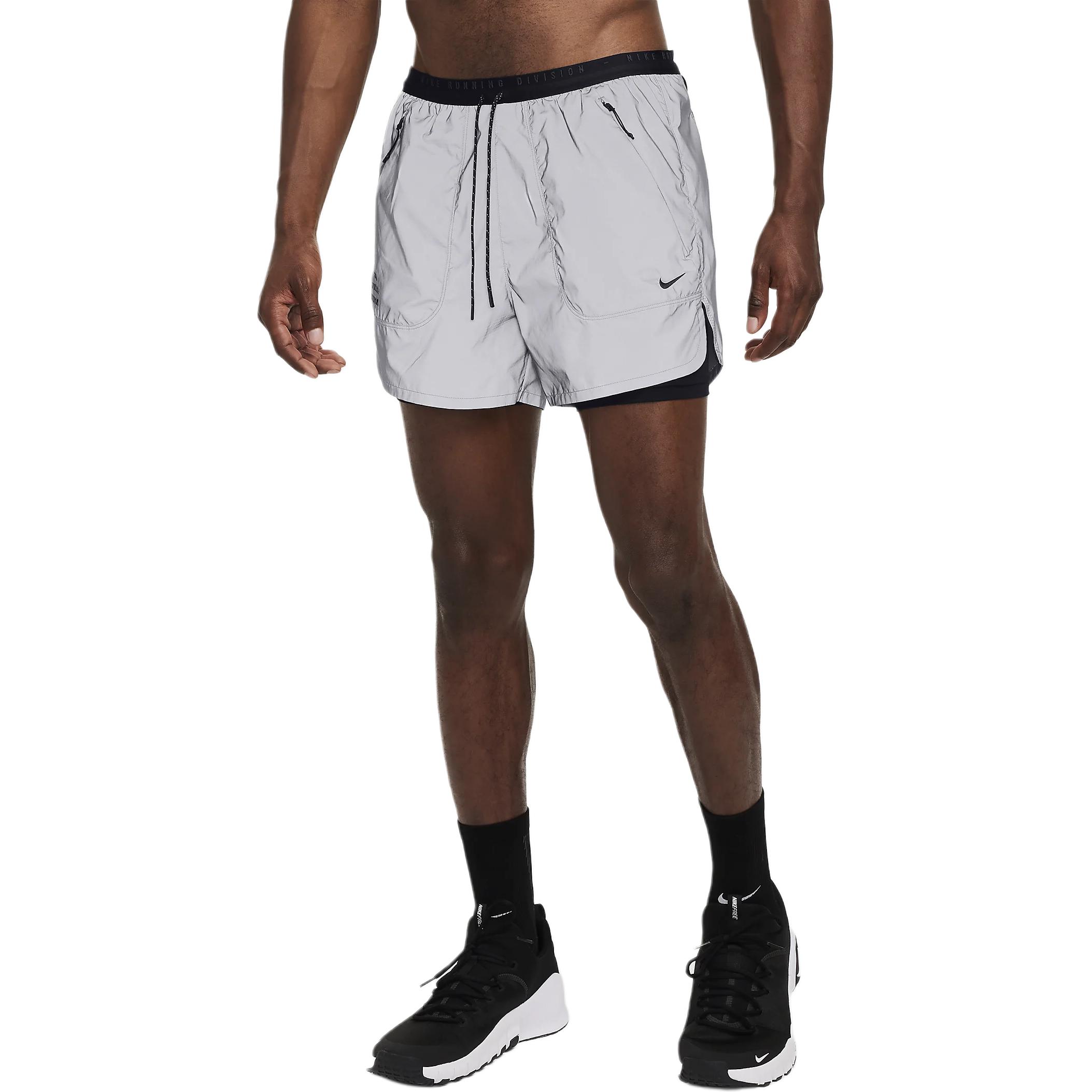 Беговые шорты Nike Running Division Men's 4' Dri FIT Adv Reflective 2 в 1, серебристо-черные — фото 2