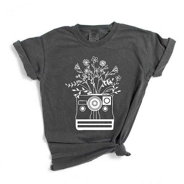 

Футболка с принтом камеры и полевых цветов Simply Sage Market, Pepper