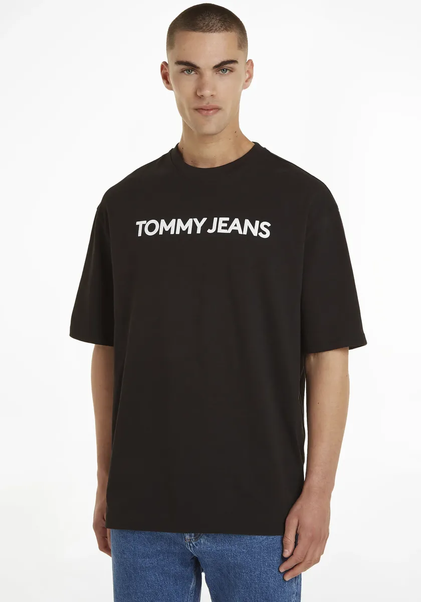 

Футболка Tommy Jeans Plus "TJM OVZ BOLD CLASSICS TEE EXT" с надписью Tommy Jeans, черный