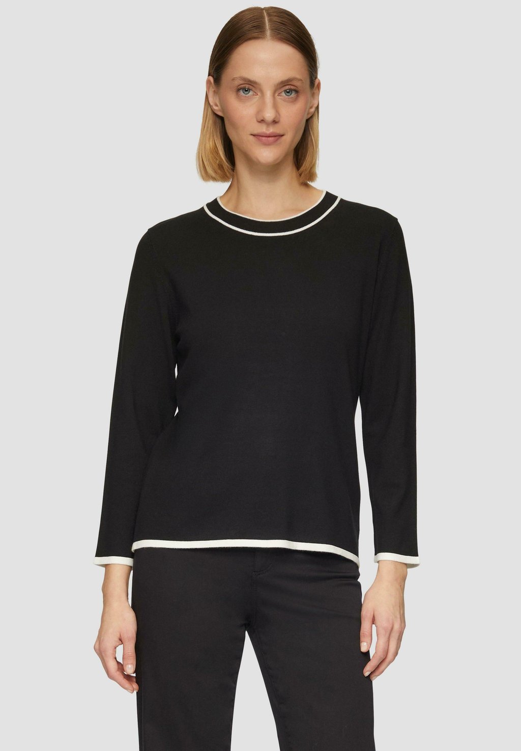 

Джемпер MIT FARBLICH KONTRASTIERTER s.Oliver BLACK LABEL, черный
